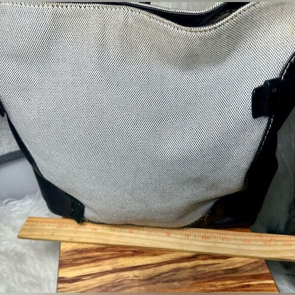 Michael Kors Medium Women's Satche Grey/Black Bag Handbag Purse Shoulder - Picture 4 of 8